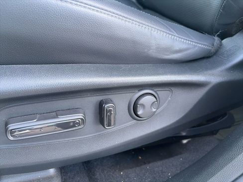 Used 2023 Honda CR-V EX-L image 13