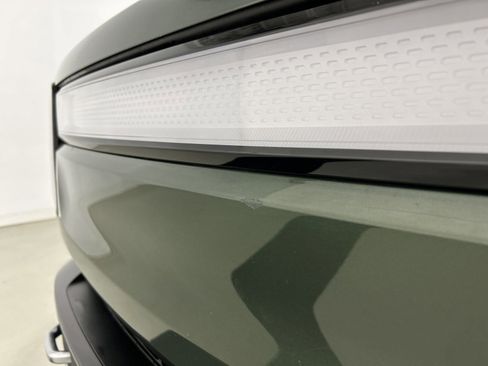 Used 2022 Rivian R1T Adventure AWD/4WD image 33