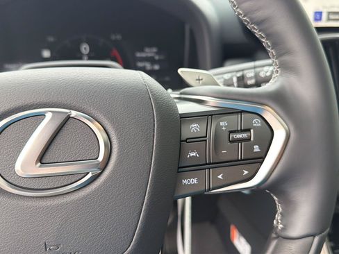 New 2026 Lexus LX 700h Luxury AWD/4WD image 23