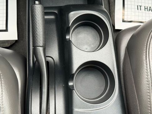 Used 2003 Ford Escape XLT image 27