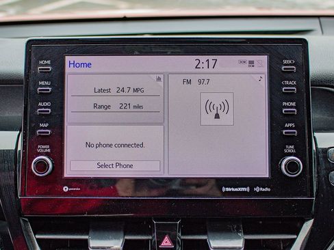 Used 2023 Toyota Camry XLE image 24