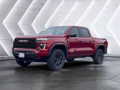 New 2025 GMC Canyon Elevation w/ Convenience Package