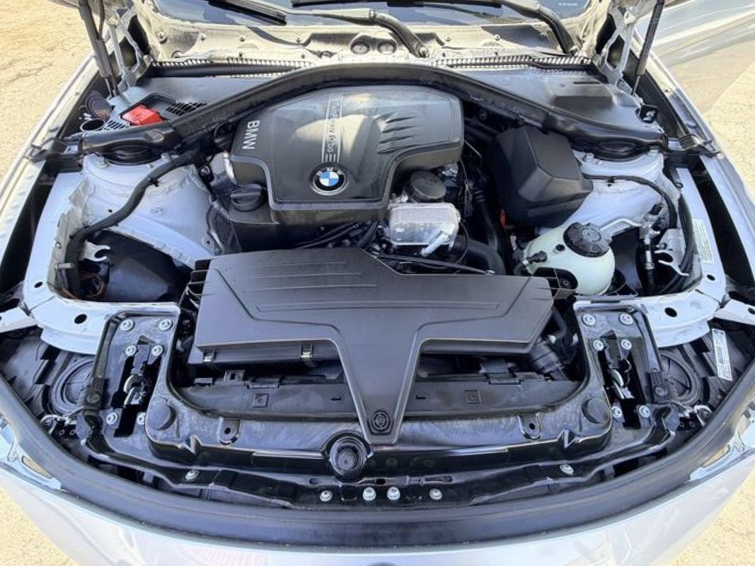 Used 2014 BMW 328i xDrive Wagon AWD/4WD image 40