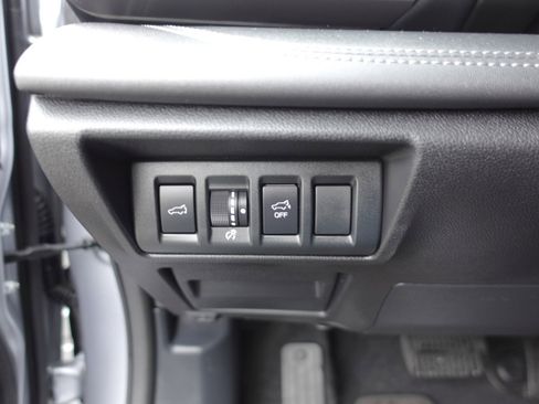 Certified 2025 Subaru Outback Limited image 13