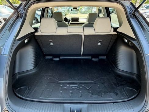 Used 2024 Honda HR-V LX image 16