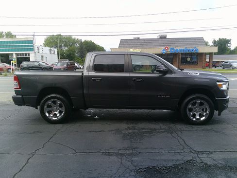 Used 2022 RAM 1500 Big Horn AWD/4WD image 6
