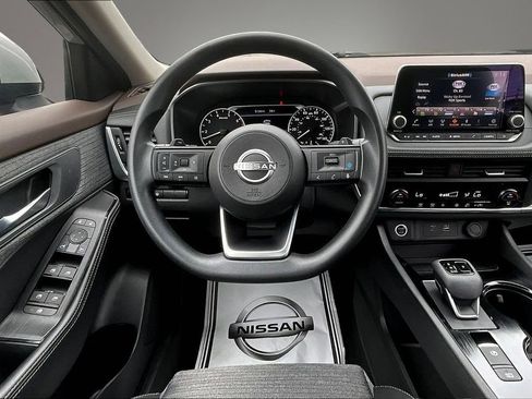 Certified 2023 Nissan Rogue SV AWD/4WD image 8