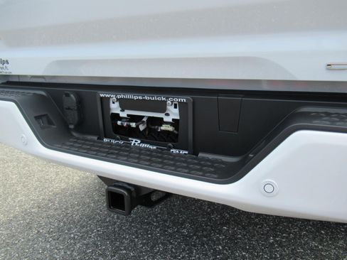 New 2026 GMC Canyon Denali AWD/4WD image 9