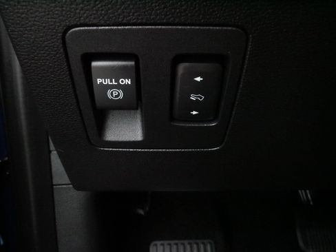 Used 2020 Ford F150 XLT w/ Equipment Group 302A Luxury AWD/4WD image 28