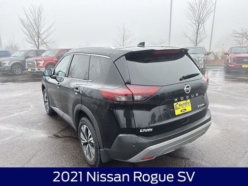 Used 2021 Nissan Rogue SV image 10