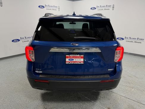 Used 2020 Ford Explorer XLT w/ Comfort Package image 5