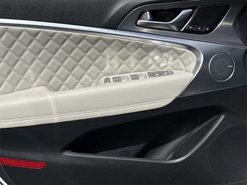 Used 2025 Genesis G70 3.3T Advanced w/ Sport Prestige Package image 13