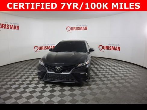 Used 2024 Toyota Camry SE FWD image 1