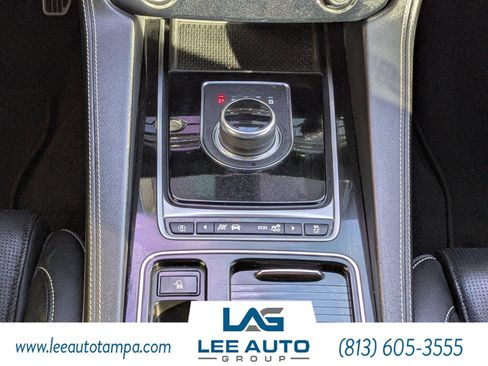 Used 2019 Jaguar F-PACE S image 20