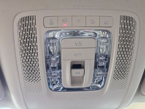 Used 2024 Mercedes-Benz GLE 450 4MATIC image 45