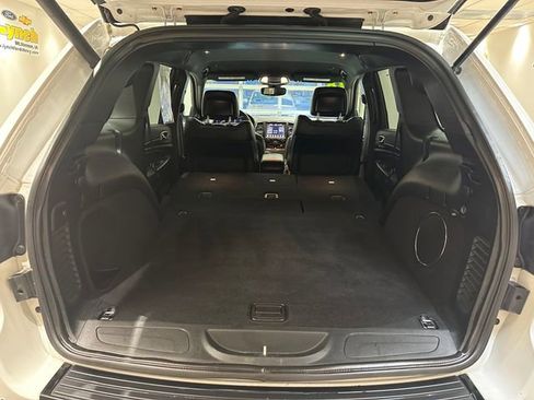 Used 2018 Jeep Grand Cherokee Altitude image 19