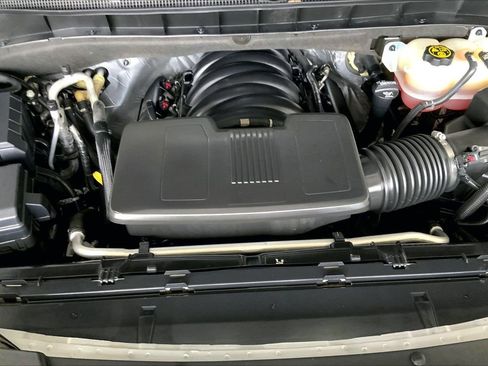 Used 2023 Chevrolet Tahoe LT w/ LT Signature Package RWD image 9