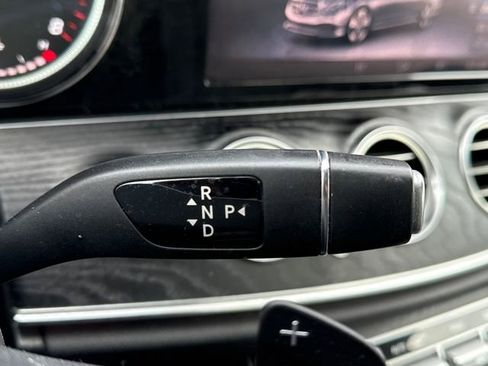 Used 2019 Mercedes-Benz E 300 4MATIC image 22