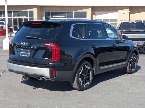 Certified 2024 Kia Telluride S w/ S Sunroof Package AWD/4WD image 5