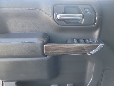 Used 2019 Chevrolet Silverado 1500 LT w/ All-Star Edition image 21