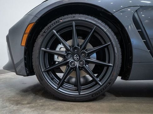 New 2025 Toyota GR86 Premium image 8