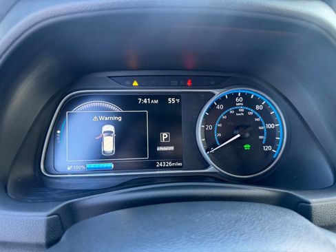 Used 2023 Nissan Leaf S FWD image 12