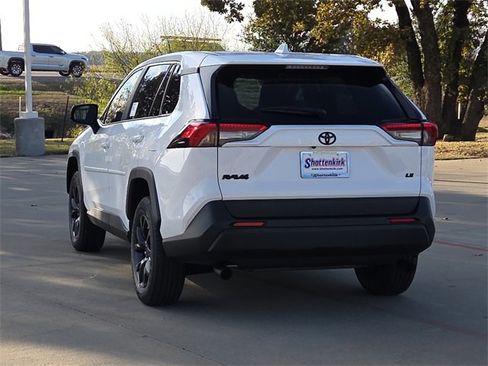 New 2025 Toyota RAV4 LE image 6