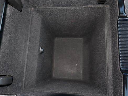 Used 2024 Jeep Wagoneer L Series II image 32