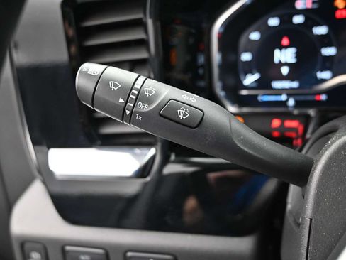 Used 2024 GMC Sierra 1500 Elevation AWD/4WD image 19