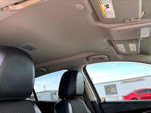 Used 2022 Buick Encore Preferred w/ Safety Package FWD image 16