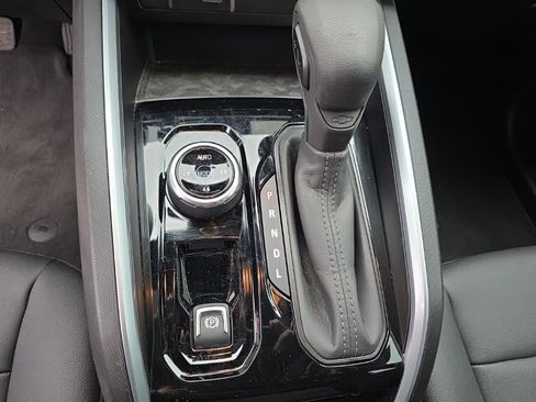 Used 2024 Chevrolet Colorado Trail Boss w/ Advanced Trailering Package image 19