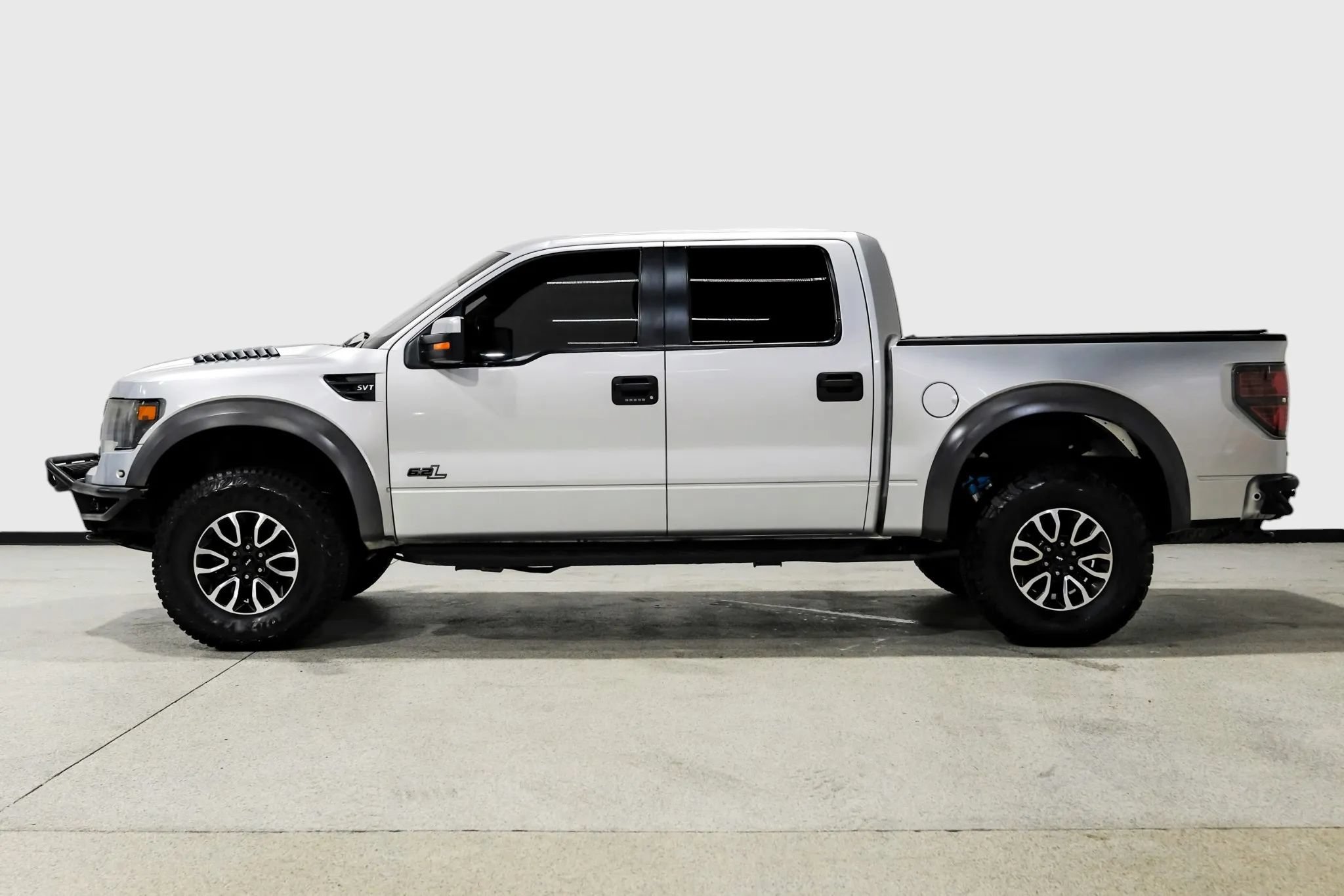 Used 2014 Ford F150 Raptor w/ Equipment Group 801A Luxury AWD/4WD image 8