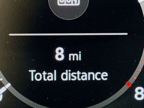 New 2025 Volkswagen Tiguan SE R-Line image 12