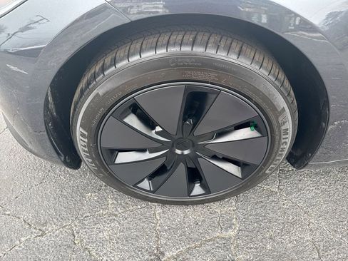 Used 2025 Tesla Model 3 Long Range image 12