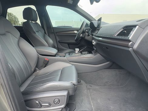 Used 2023 Audi Q5 2.0T Premium image 27