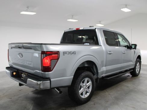 New 2026 Ford F150 XLT w/ Equipment Group 302A MID image 8