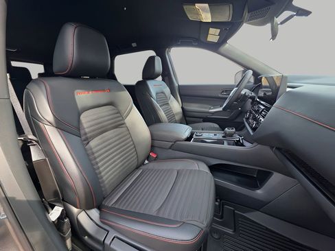 New 2026 Nissan Pathfinder Rock Creek AWD/4WD image 15