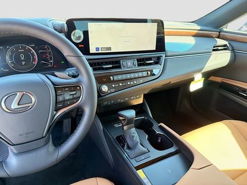 New 2025 Lexus ES 350 w/ Premium Package image 27