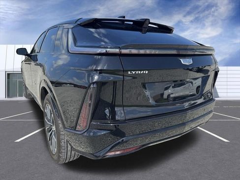 Certified 2024 Cadillac Lyriq Sport AWD/4WD image 12