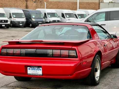 Used 1991 Pontiac Firebird Trans Am RWD image 5