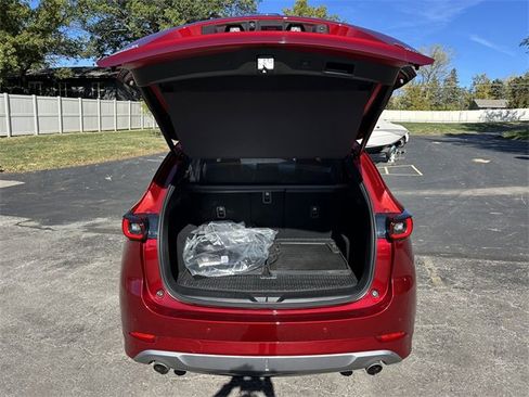 Used 2024 MAZDA CX-5 Signature image 9