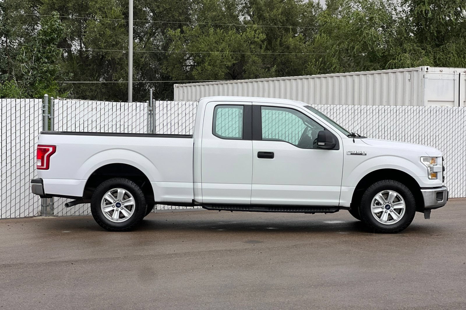 Used 2016 Ford F150 XL w/ Equipment Group 101A Mid RWD image 3
