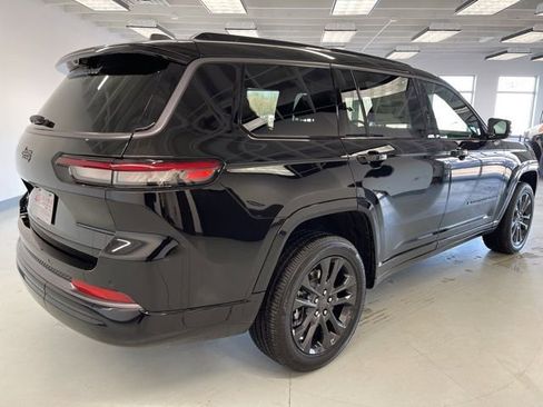 New 2026 Jeep Grand Cherokee L Limited image 8