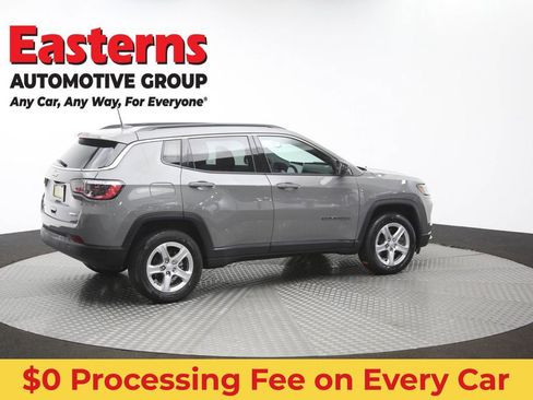 Used 2023 Jeep Compass Latitude w/ Sun and Sound Group AWD/4WD image 44