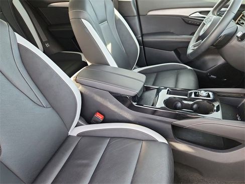 Used 2025 Buick Envision Sport Touring image 18