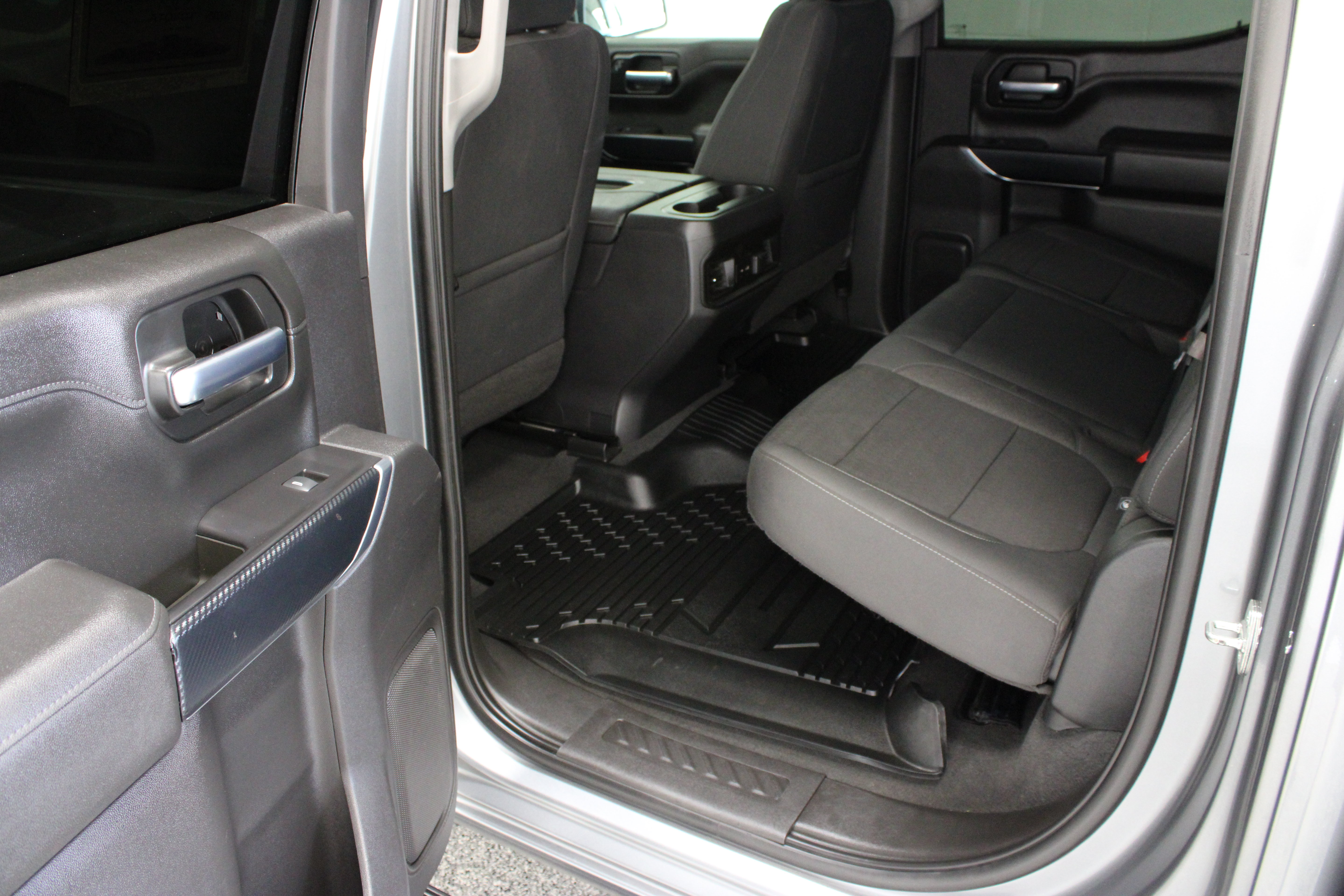 Used 2021 Chevrolet Silverado 1500 RST w/ Convenience Package II RWD image 29
