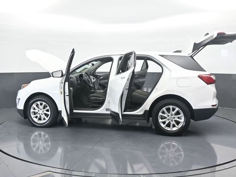 Used 2021 Chevrolet Equinox LT image 69