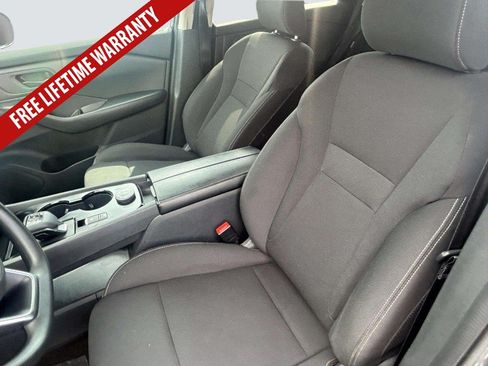 Used 2024 Nissan Rogue S AWD/4WD image 20