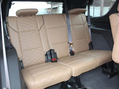 Used 2022 Cadillac Escalade Premium Luxury w/ LPO, Floor Liner Package image 19