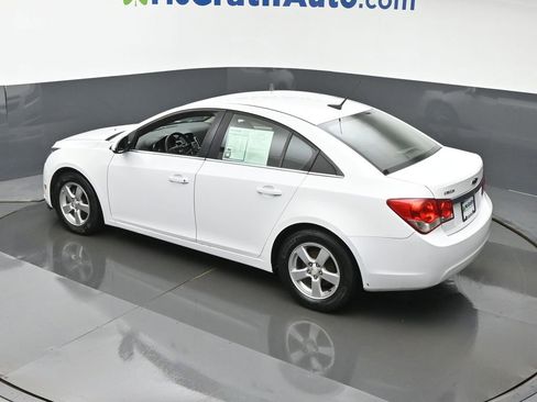 Used 2014 Chevrolet Cruze LT w/ Technology Package image 22